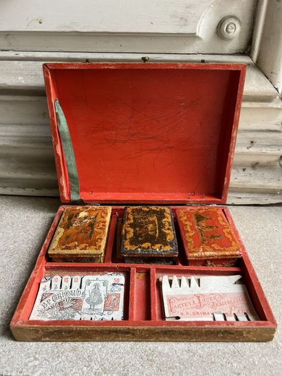 Game box XVIIIth century in Martin varnish.
22,5...
