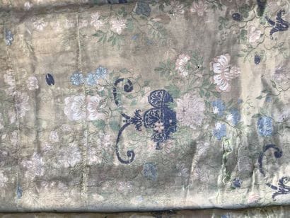 Part of a piece of furniture or a bed linen...