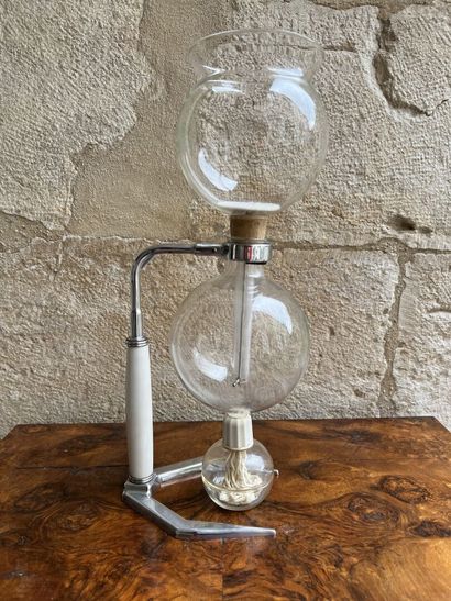 Glass Hellem coffee pot circa 1950
H. 40...