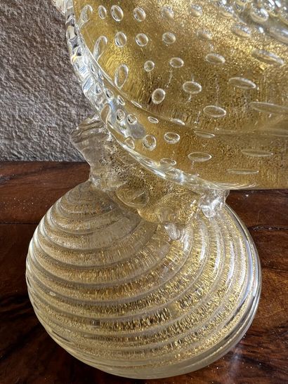 MURANO, XXe siècle
Coq en verre et incrustations...