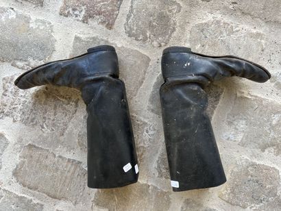 Pair of rider boots, black leather. EM (wear,...