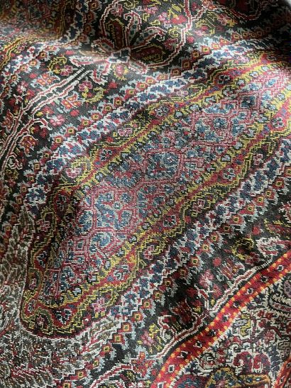 Long cashmere shawl, second third of the...
