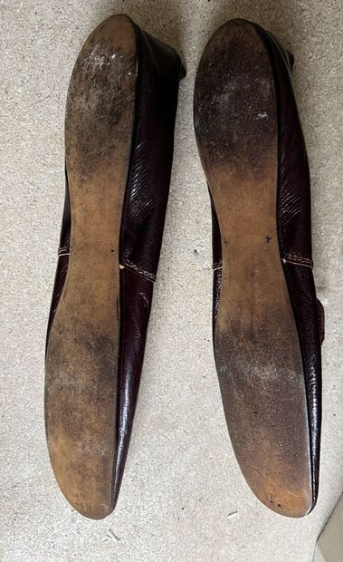 Pair of ladies' shoes, mid 19th century,...