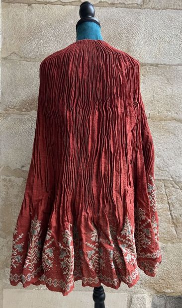 Romanian costumes, first third of the twentieth...