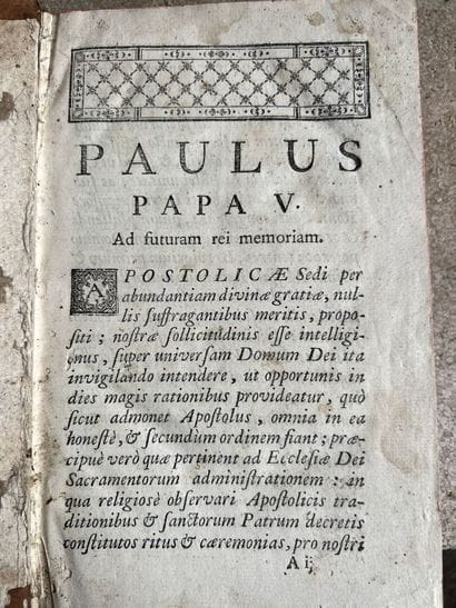 Lot of two books including: a Roman ritual,...