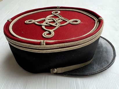 Memories of the Mallet family.
Cavalry Lieutenant's...