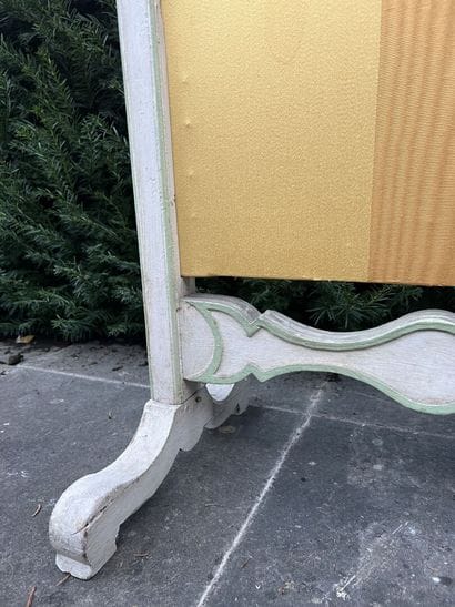 Screen in carved and relacquered wood, XVIIIth...