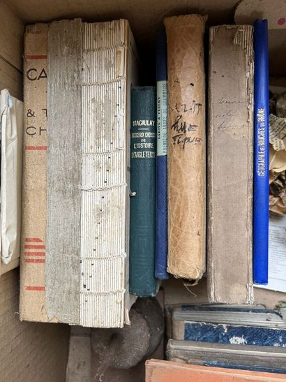 MANNETTE of books and magazines, 19th ce...