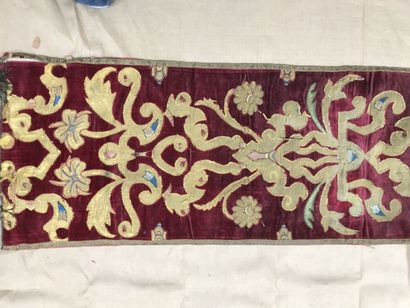 Panneau de tenture en broderie d'application,
Italie,...