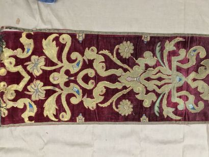 Panneau de tenture en broderie d'application,
Italie,...