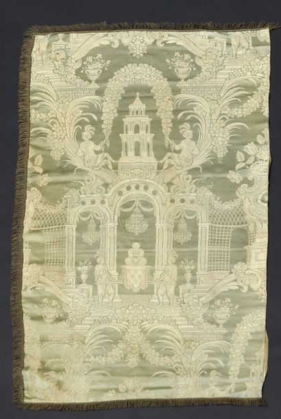 Lampas, vers 1770, lampas fond satin jaspé...