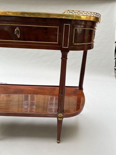 Console demi-lune en acajou et placage d'acajou...