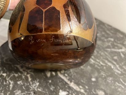 LE VERRE FRANÇAIS 
GRAND VASE CYLINDRIQUe...