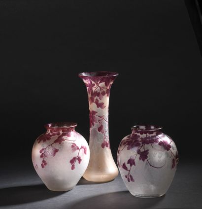 LEGRAS 
TROIS VASES. Épreuve de tirage industriel...