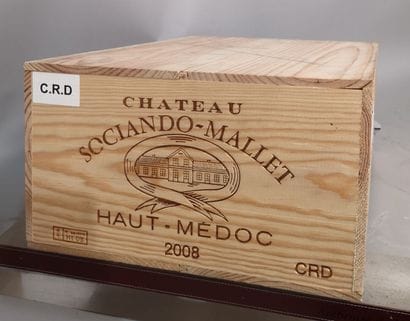 * 12 bottles Château SOCIANDO-MALLET - Haut-Médoc...