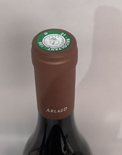 * 1 bottle CLOS de La ROCHE Grand Cru - Domaine...