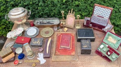 MANNETTE of miscellaneous items including...