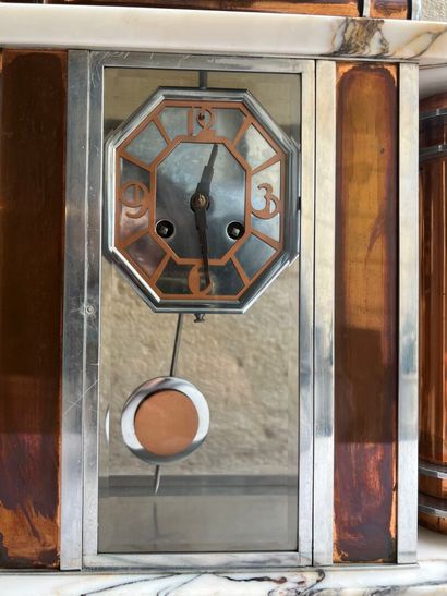 Fireplace set, circa 1920
Octagonal dial...