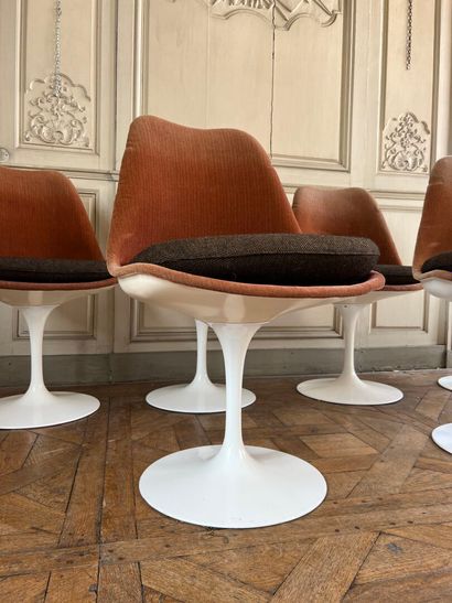 KNOLL, circa 1960
Suite of six swivel chairs...
