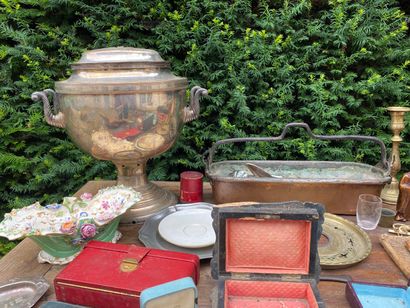 MANNETTE of miscellaneous items including...