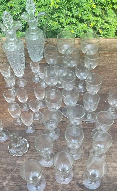 Glassware MANNETTE including wine glasses,...
