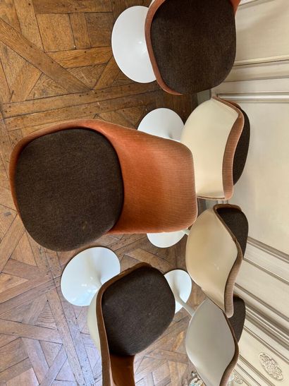 KNOLL, circa 1960
Suite of six swivel chairs...