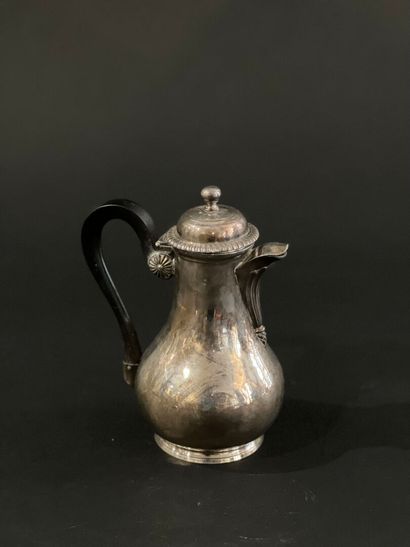 Silver coffee pot, Vieillard hallmark 1819-1838
Decorated...