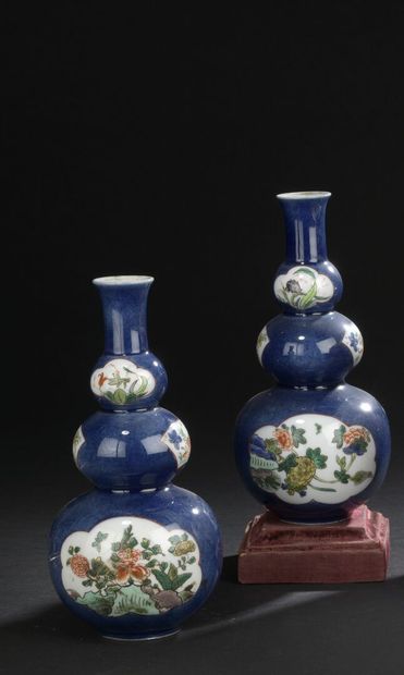 CHINA or SAMSON, 19th century
Pair of porcelain...
