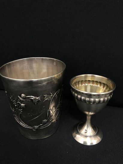 LOT OF SILVER including :
Timbale with leafy...