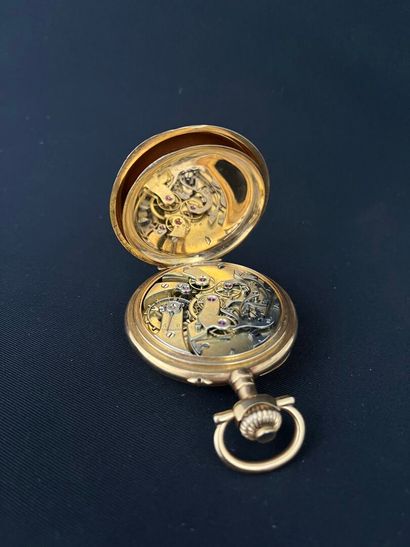 CHRONOGRAPH in 750/°°°, 18K yellow gold,...