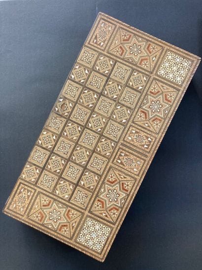 SYRIA - 20th century : 
Backgammon box with...
