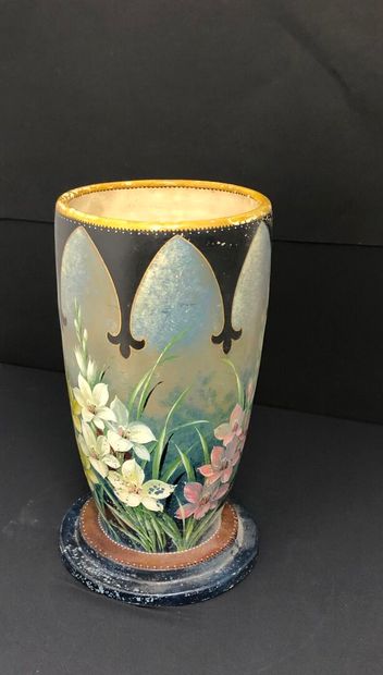 FRENCH WORK CIRCA 1950:
Ceramic horn vase...