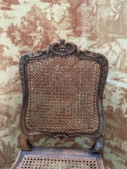 PAIRE DE CHAISES cannées d'époque Louis XV
A...
