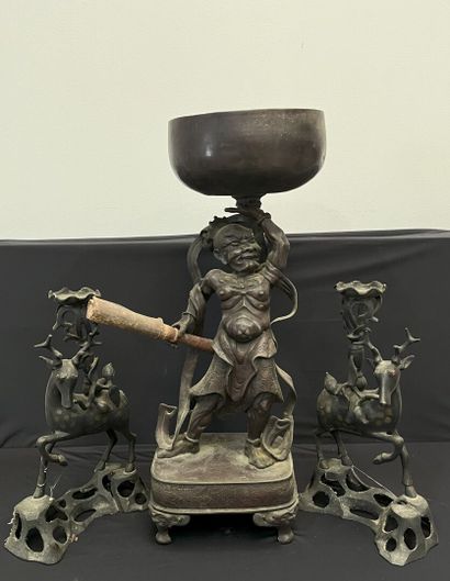 JAPON - Début du XXe siècle : 
GONG à décor...