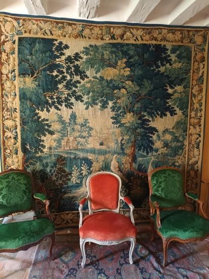 AUBUSSON XVIIIe siècle :
Tapisserie verdure...