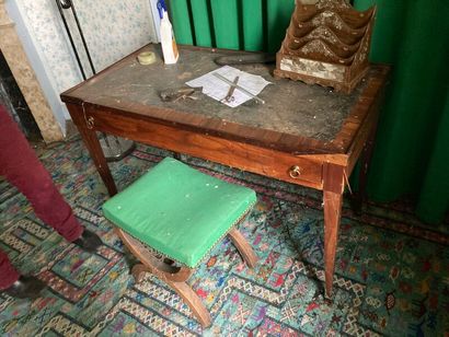 TABLE dite TRIC TRAC en bois et placage ouvrant...