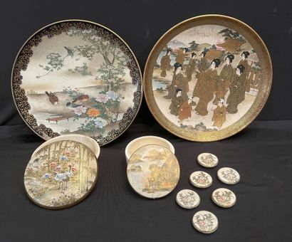 JAPON, XIXème siècle. 
LOT EN PORCELAINE...