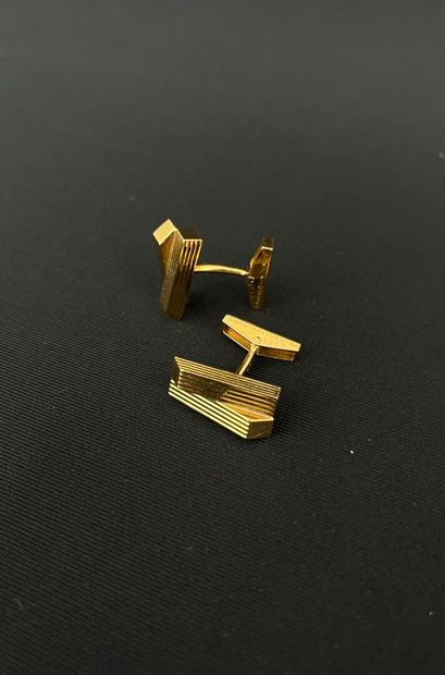 MAUBOUSSIN Paris : 
PAIR OF HANDLEBUTTONS...