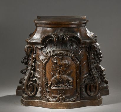 TABERNACLE en bois naturel, du XVIIIe siècle,...