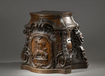 TABERNACLE en bois naturel, du XVIIIe siècle,...