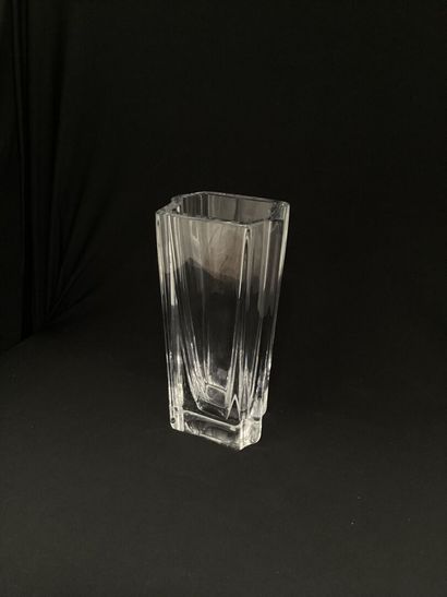DAUM FRANCE :
Large glass vase.
Signed on...