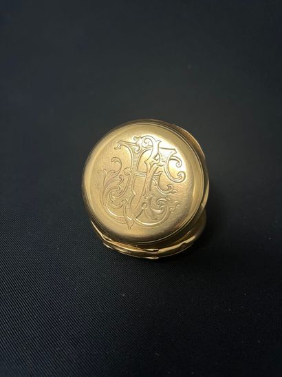 CHRONOGRAPH in 750/°°°, 18K yellow gold,...