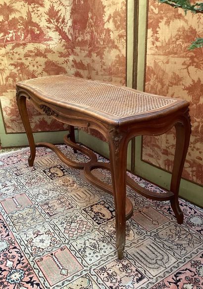 BANQUETTE en bois mouluré cannée de style...
