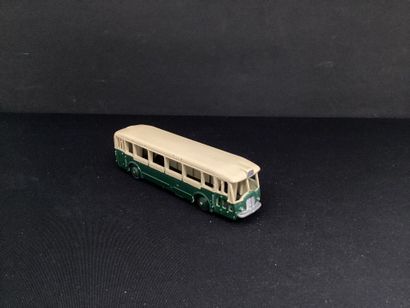 DINKY TOYS :
Autobus parisien 