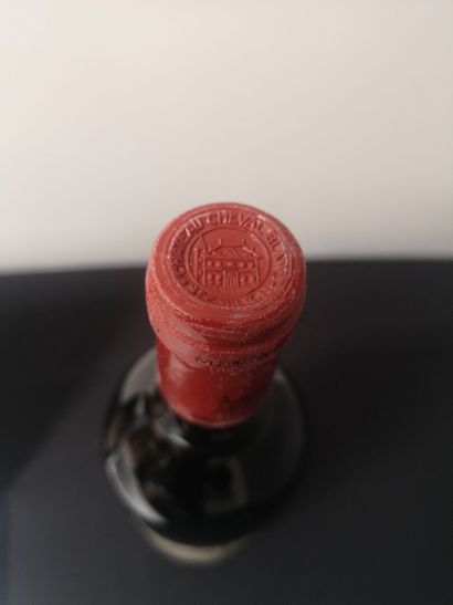 1 Bottle Château CHEVAL BLANC - 1er Gc Saint...