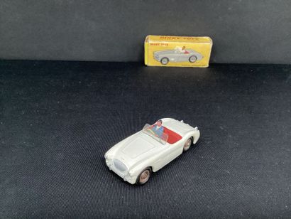DINKY TOYS : 
Austin HEALEY 100.
Avec son...