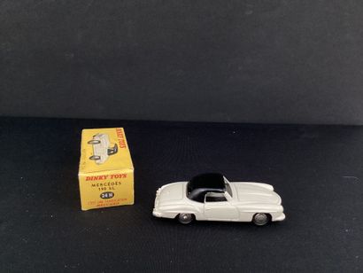 DINKY TOYS :
Mercedes 190 SL, blanche et...