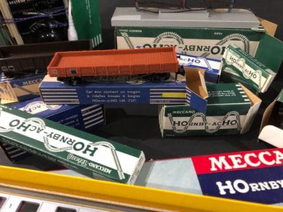 MECCANO HORNBY-ACHO :
Train électrique. 
Comprenant...