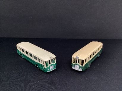 DINKY TOYS :
LOT de deux autocars 