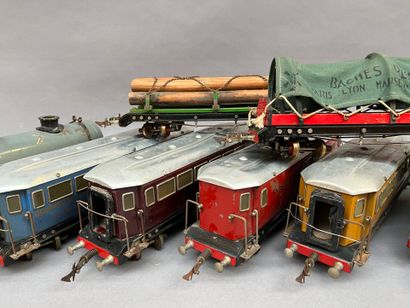 EDOBAUD :
Trains électriques en tôle comprenant...